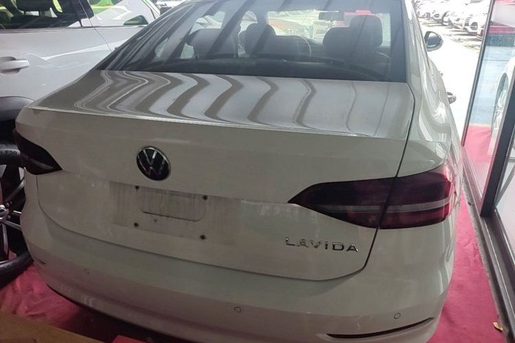 Volkswagen Lavida 2022 #4 Volkswagen Lavida 2022 car image #4