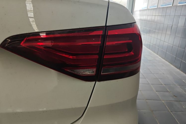 Volkswagen Lavida 2021 car image #8