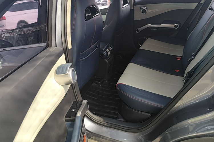 BYD Yuan Plus 2023 #13 BYD Yuan Plus 2023 car image #13