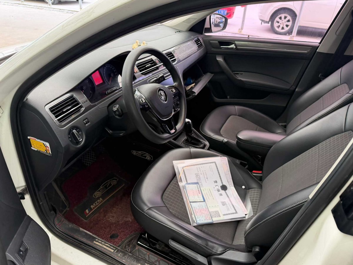 Volkswagen Santana 2016 car image #5