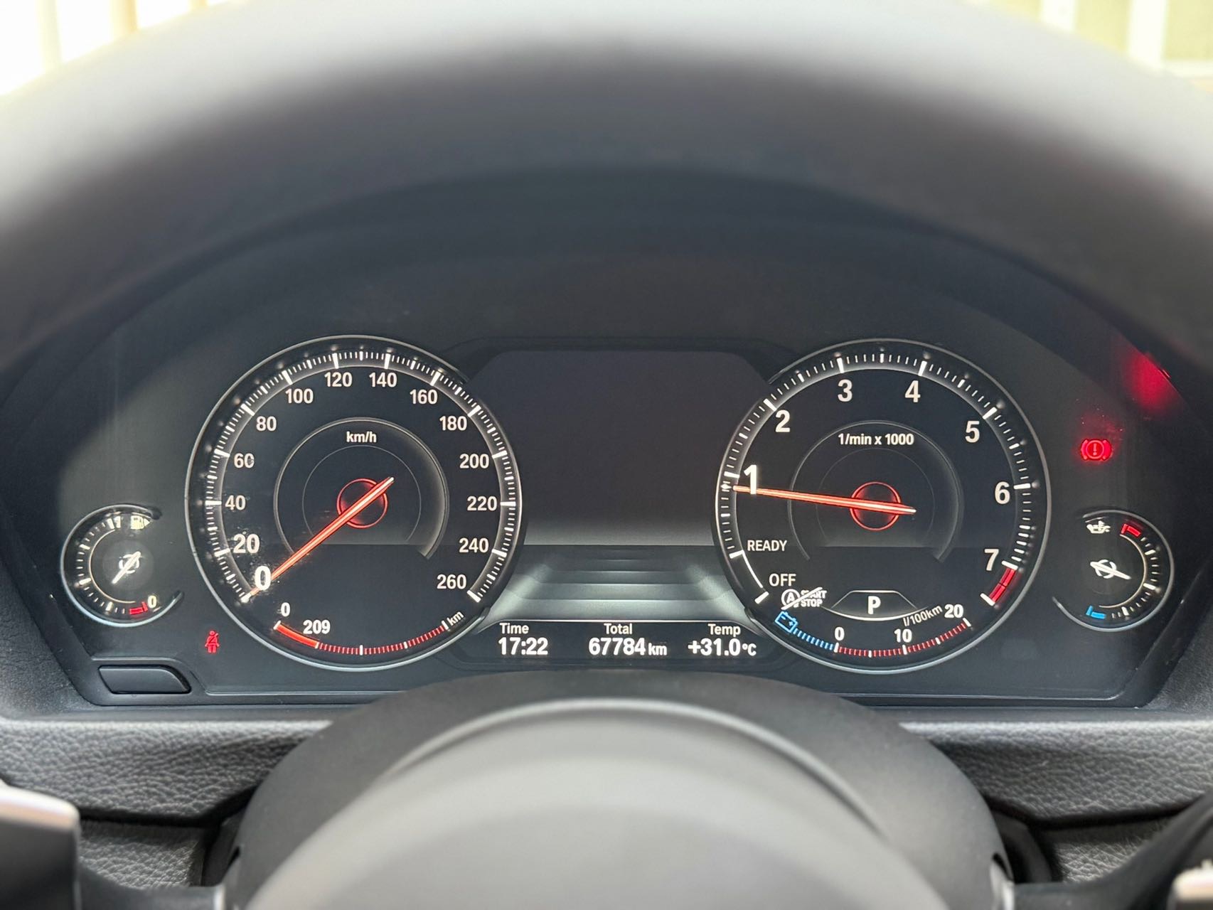 BMW 3 Series 2019 car image #8