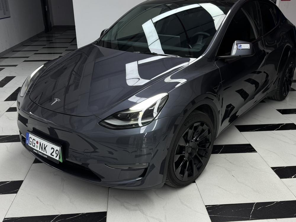 Tesla Model Y 2021 #7 Tesla Model Y 2021 car image #7