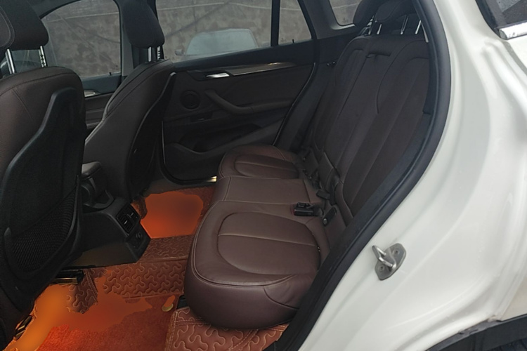 BMW X1 2017 immagine di auto #17