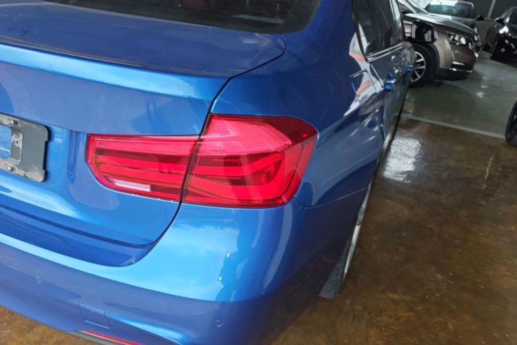 BMW 3 Series 2019 #8 BMW 3 Series 2019 car image #8