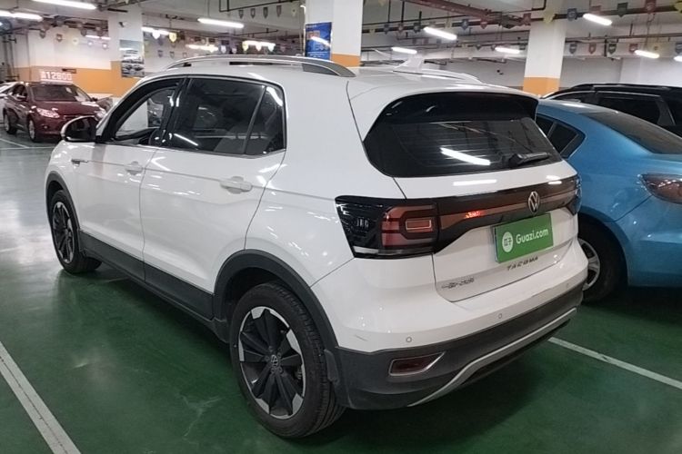 Volkswagen Tacqua 2021 #7 Volkswagen Tacqua 2021 صورة سيارة #7