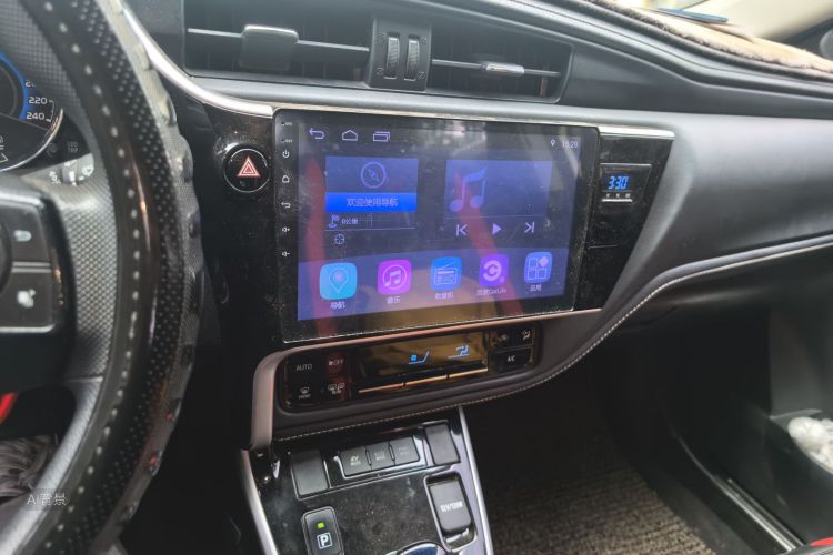 Toyota Corolla 2018 #15 Toyota Corolla 2018 car image #15