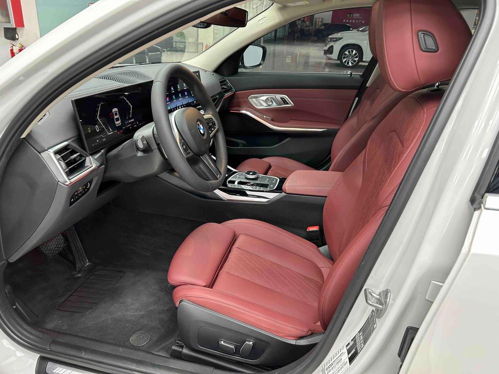 BMW 3 Series 2023 #20 BMW 3 Series 2023 car image #20