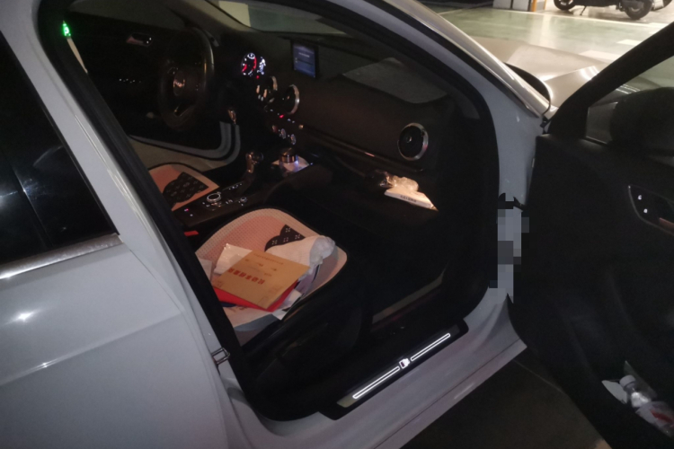 Audi A3 2019 immagine di auto #23