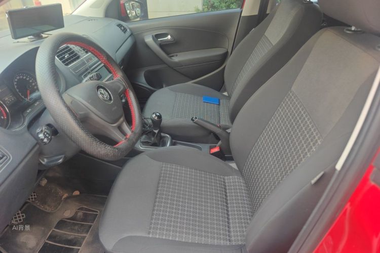Volkswagen Polo 2016 صورة سيارة #17