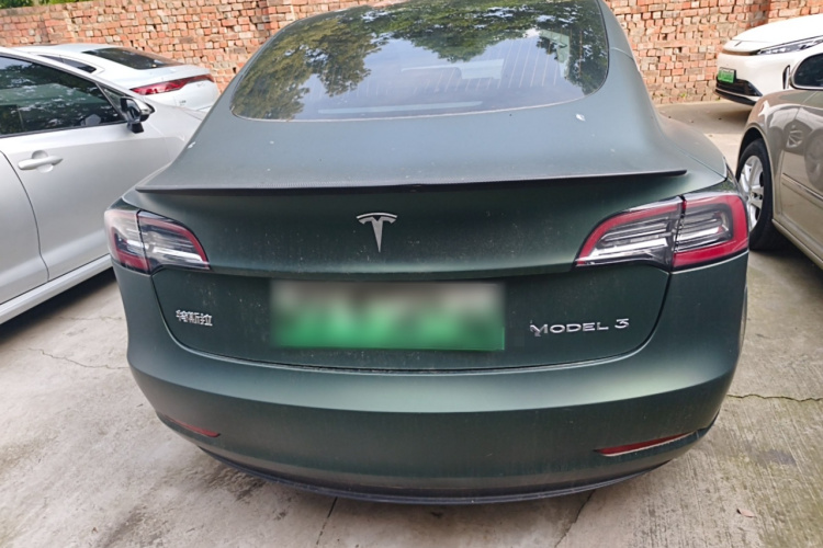 Tesla Model 3 2020 car image #4