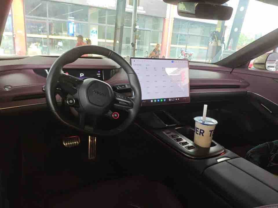2024 car image #3