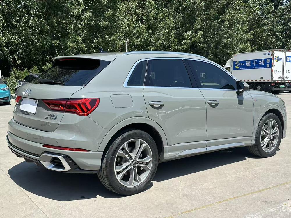 Audi Q3 2023 изображение автомобиля #7