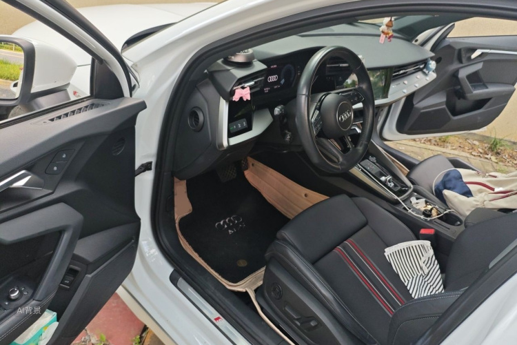 Audi A3 2021 car image #18