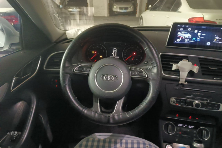 Audi Q3 2019 #12 Audi Q3 2019 car image #12