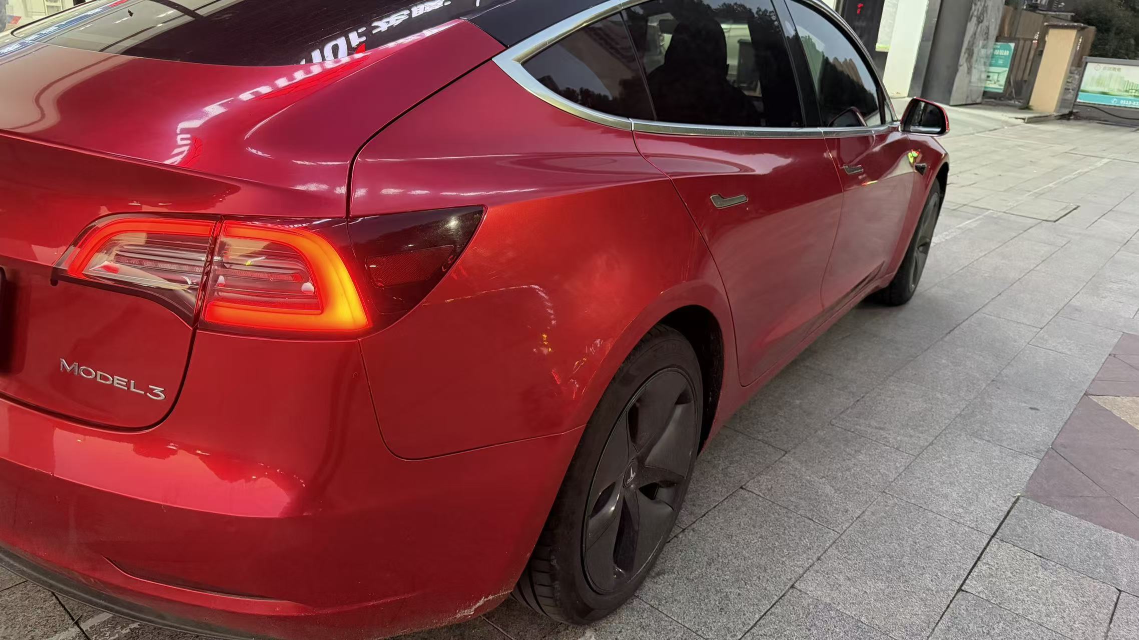 Tesla Model 3 2020 car image #7