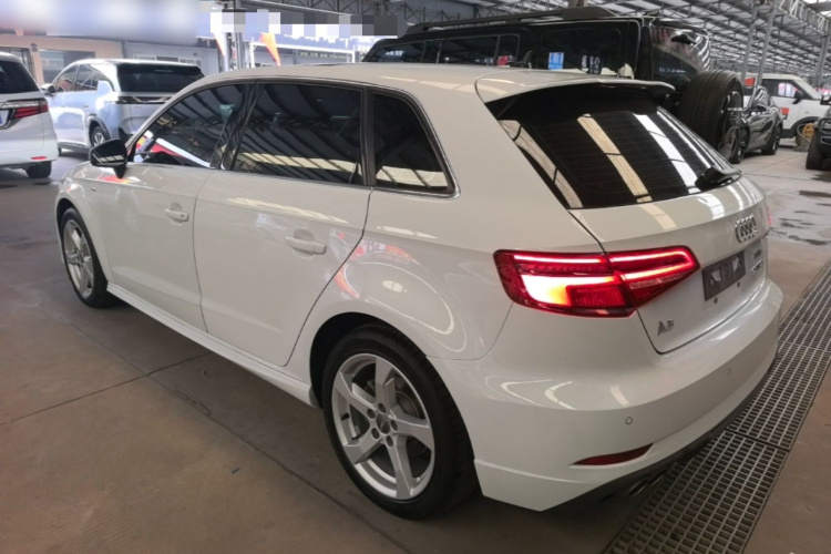 Audi A3 2020 car image #7