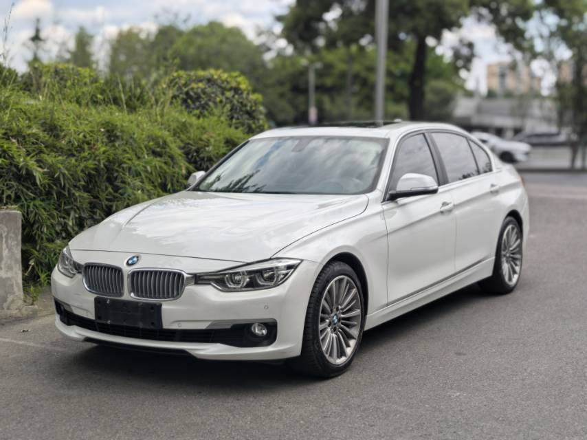 2018 2018 car image