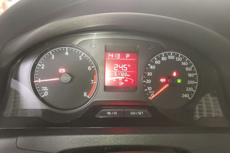 Volkswagen Santana 2017 car image #12