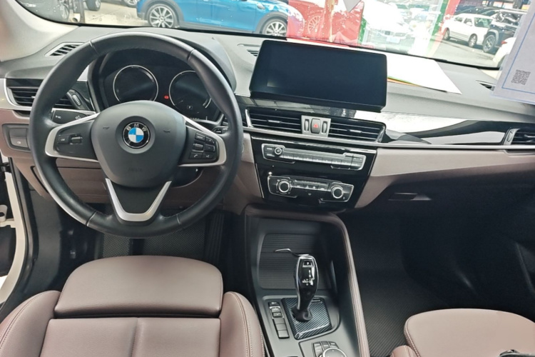 BMW X1 2022 car image #17