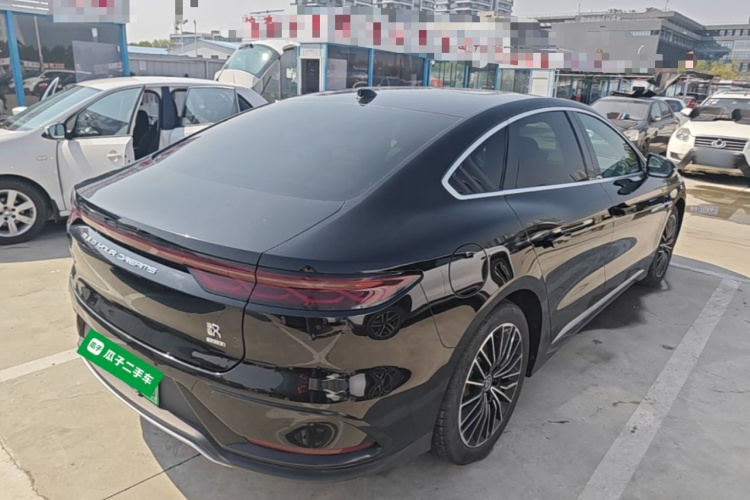 BYD Han 2025 #7 BYD Han 2025 car image #7
