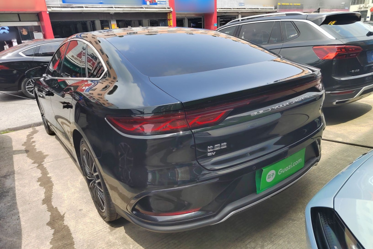BYD Han 2023 car image #5