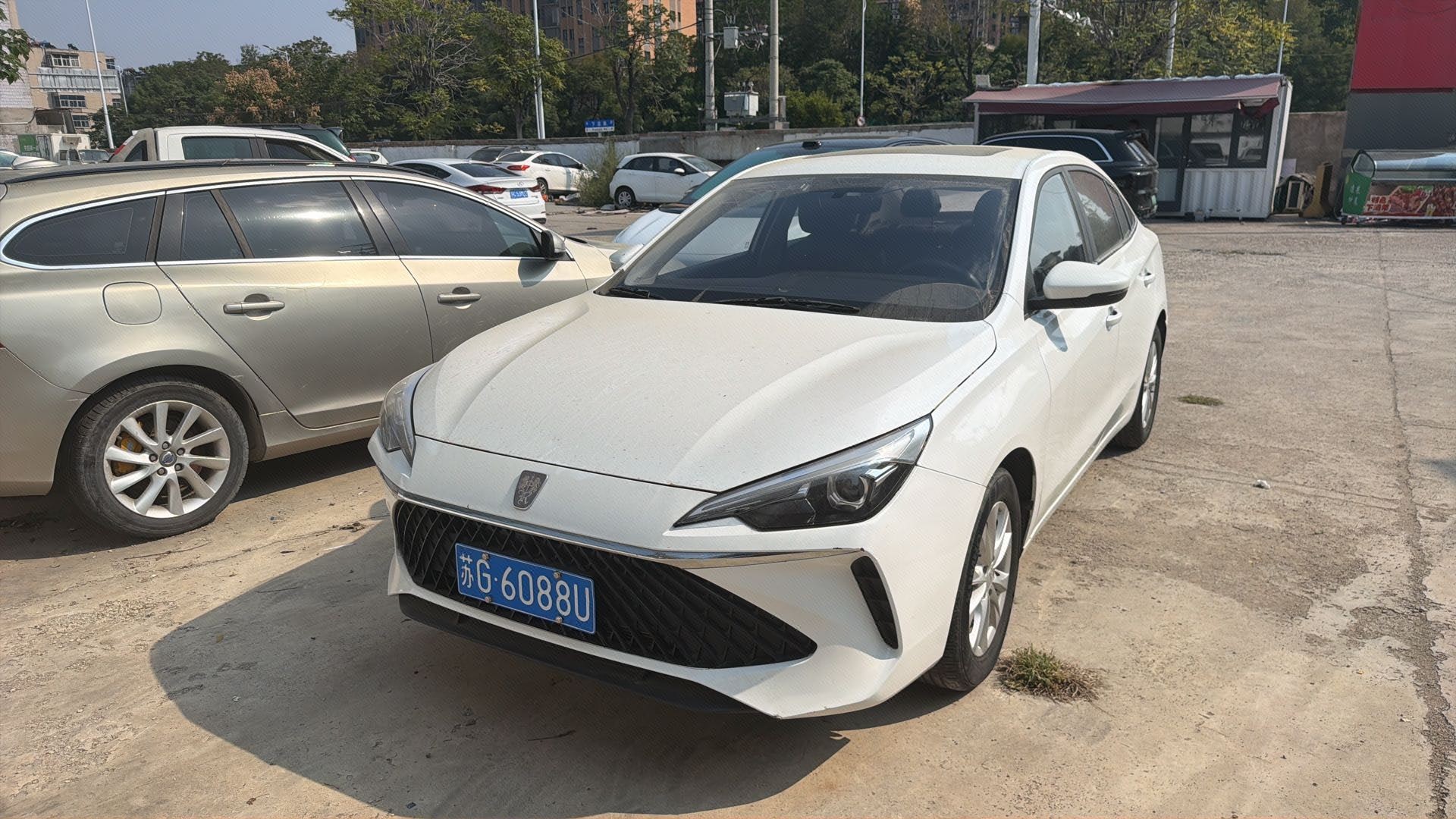 Roewe i5 2023 car image 