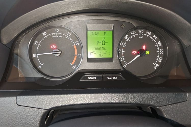 Skoda Rapid 2017 #12 Skoda Rapid 2017 car image #12