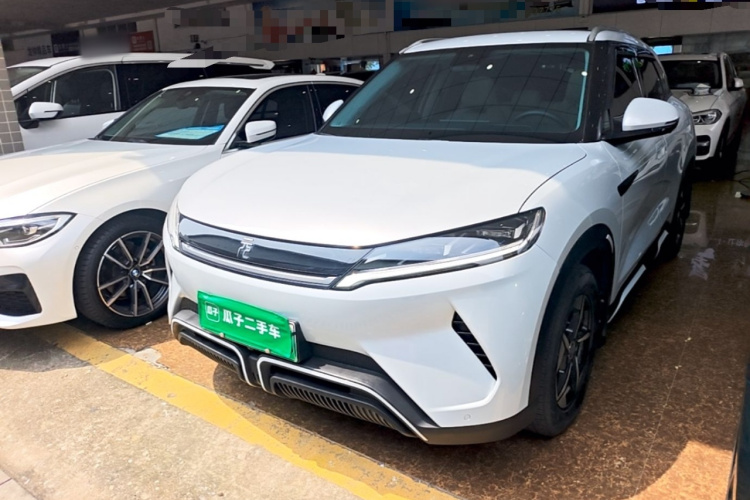 BYD YuanUP 2024 #2 BYD YuanUP 2024 car image #2
