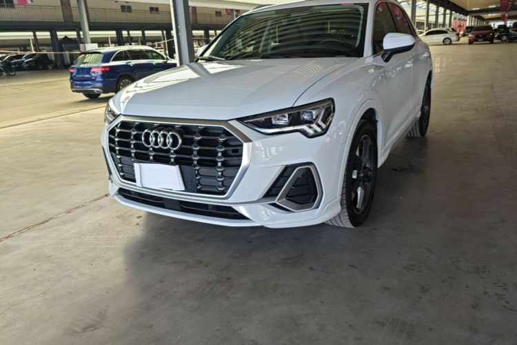 Audi Q3 2020 #21 Audi Q3 2020 car image #21
