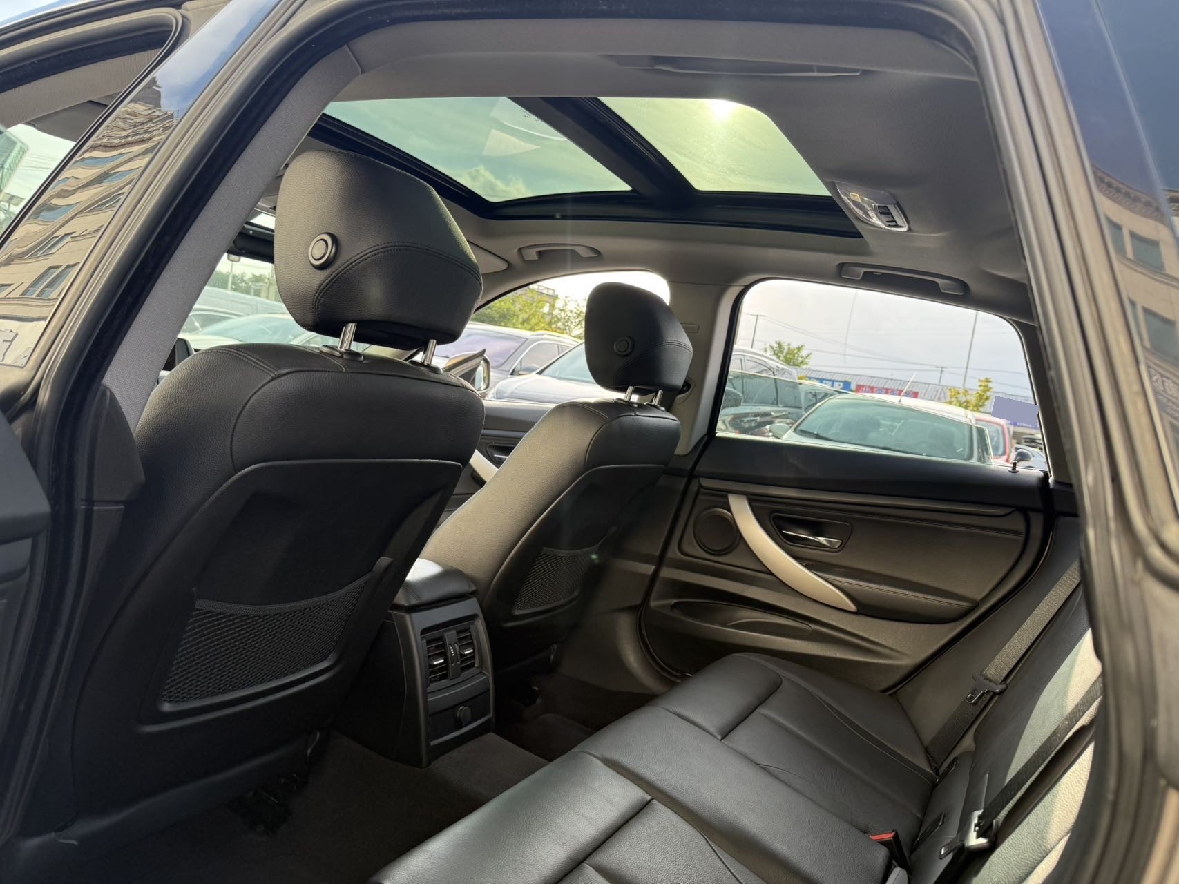 BMW 3 Series GT 2014 #6 BMW 3 Series GT 2014 car image #6