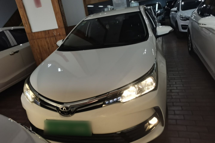 Toyota Corolla 2017 #3 Toyota Corolla 2017 car image #3