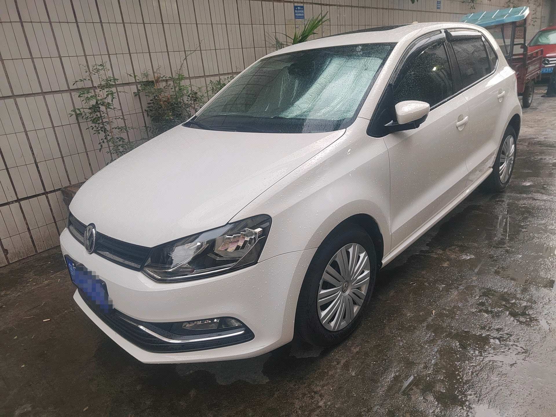 Volkswagen Polo 2018 car image 