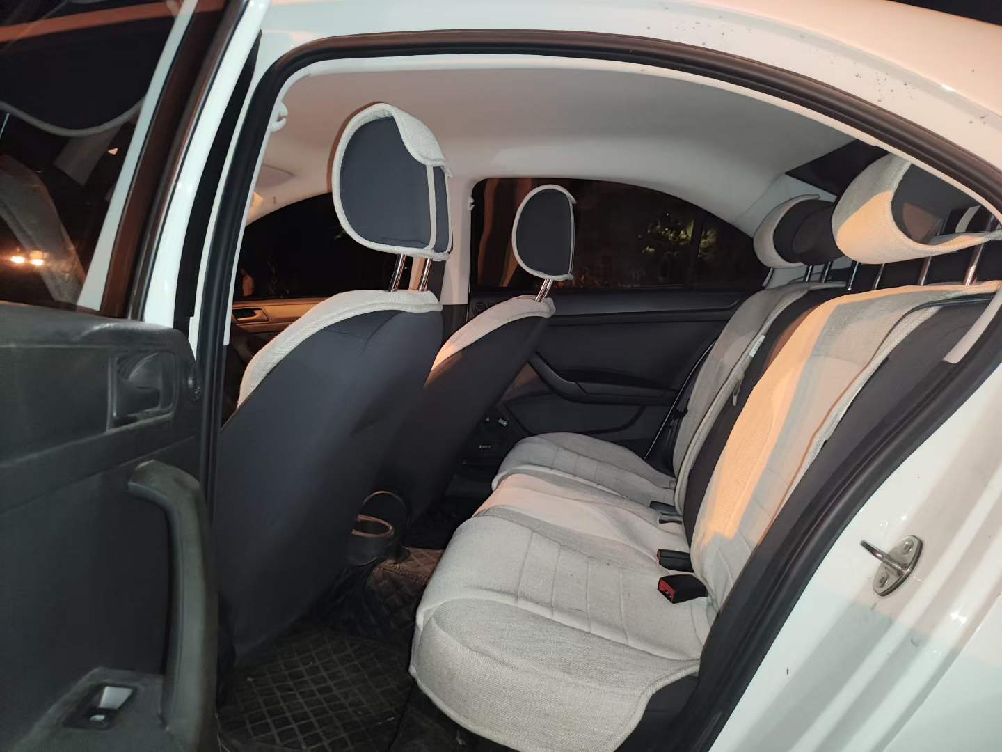 Volkswagen Santana 2019 car image #5