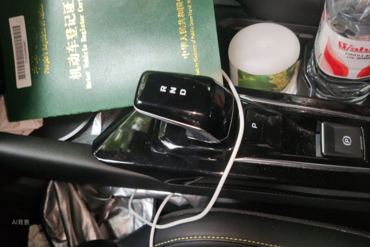 GEELY Coolray 2023 immagine di auto #16