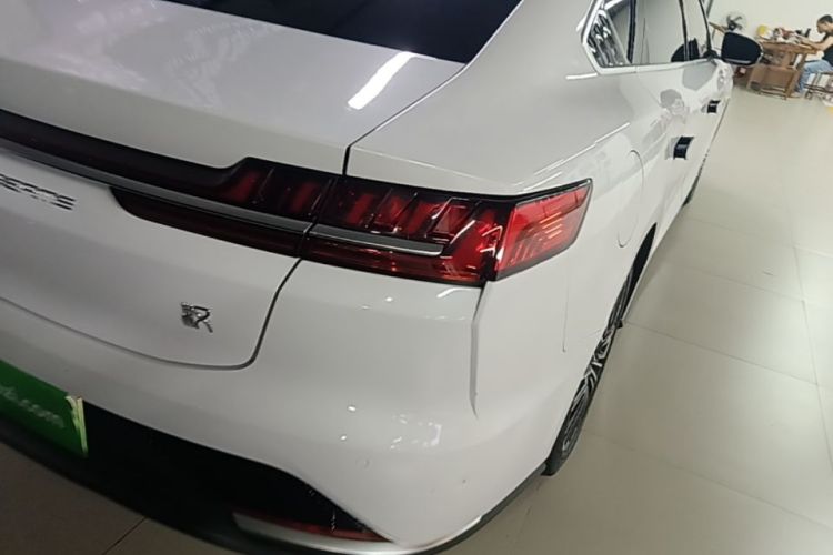 BYD Han 2022 #8 BYD Han 2022 car image #8