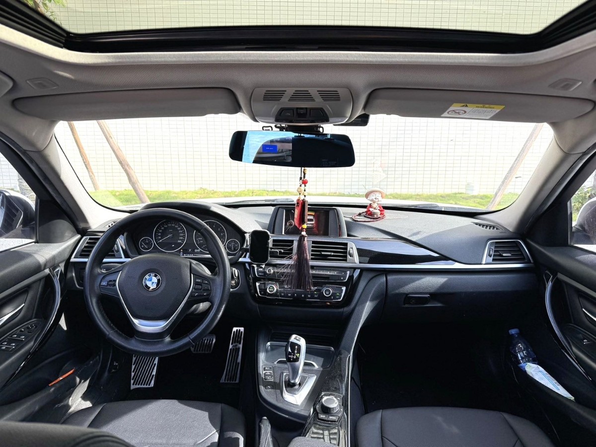 BMW 3 Series 2016 car image #3