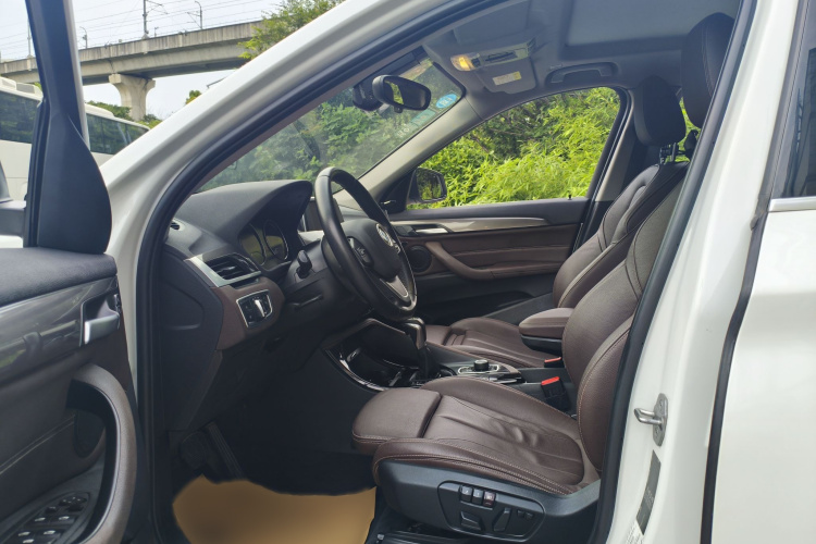 BMW X1 2019 #19 BMW X1 2019 immagine di auto #19