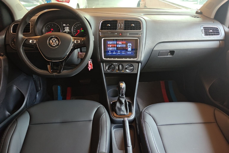 Volkswagen Polo 2017 #10 Volkswagen Polo 2017 car image #10