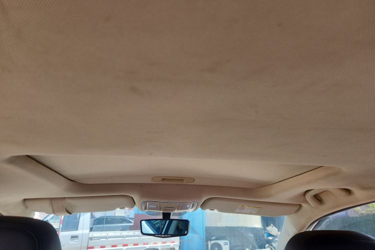 GEELY Vision X6 2018 immagine di auto #18