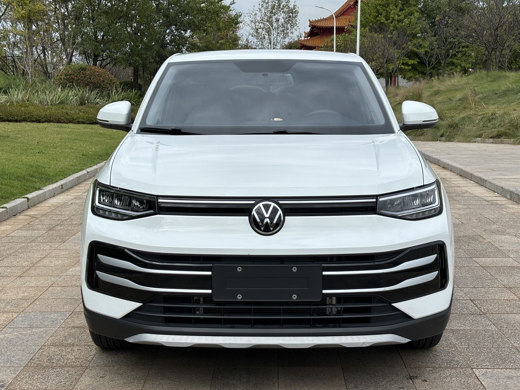 Volkswagen Tharu 2025 #2 Volkswagen Tharu 2025 immagine di auto #2