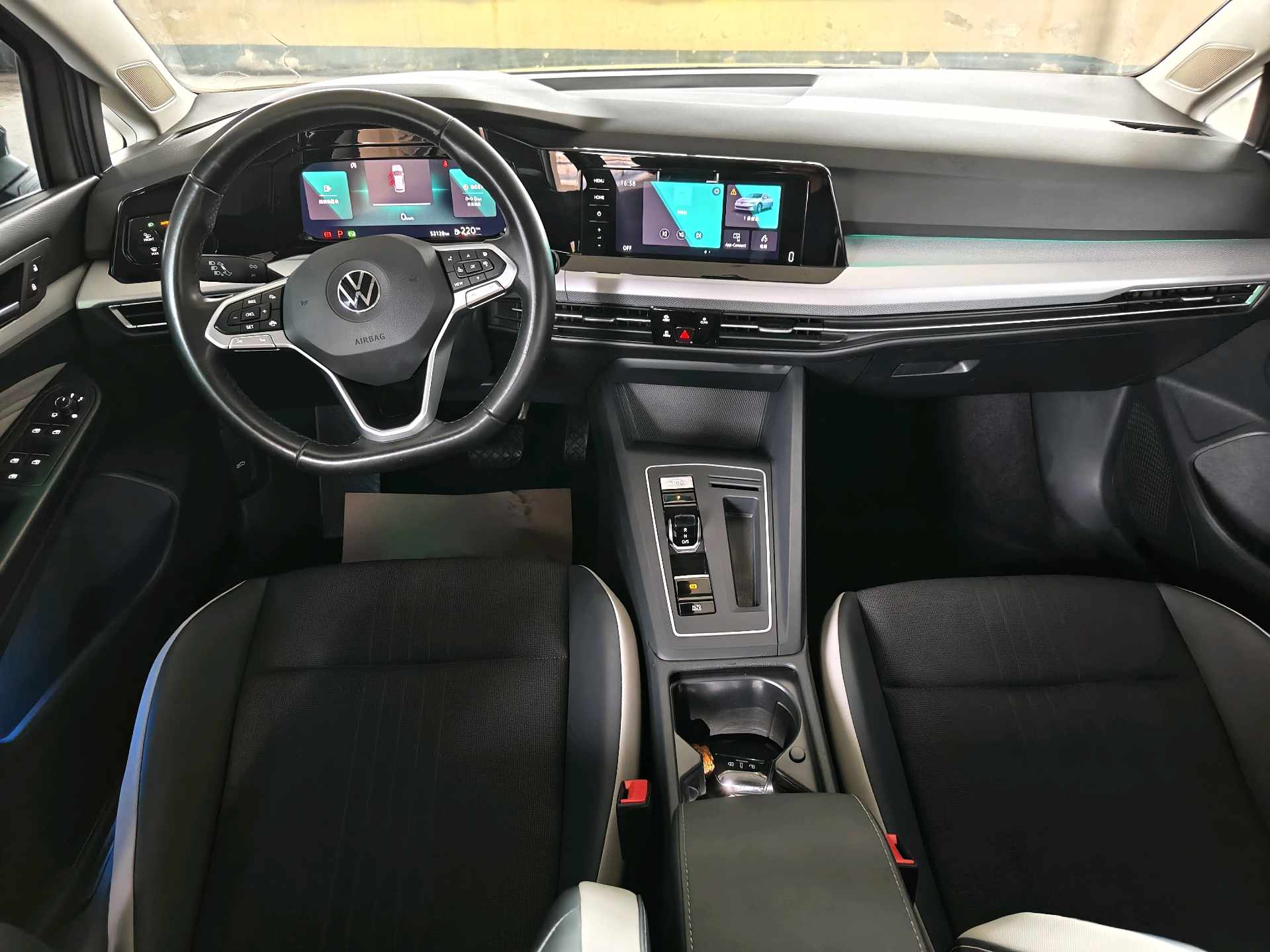 Volkswagen Golf 2021 #5 Volkswagen Golf 2021 صورة سيارة #5