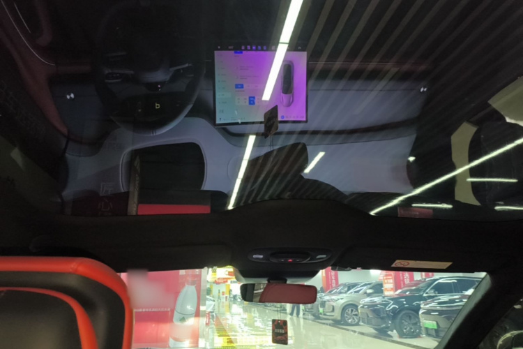 MI SU7 2024 car image #18