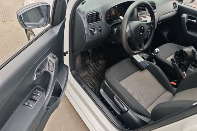 Volkswagen Polo 2017 #16 Volkswagen Polo 2017 car image #16