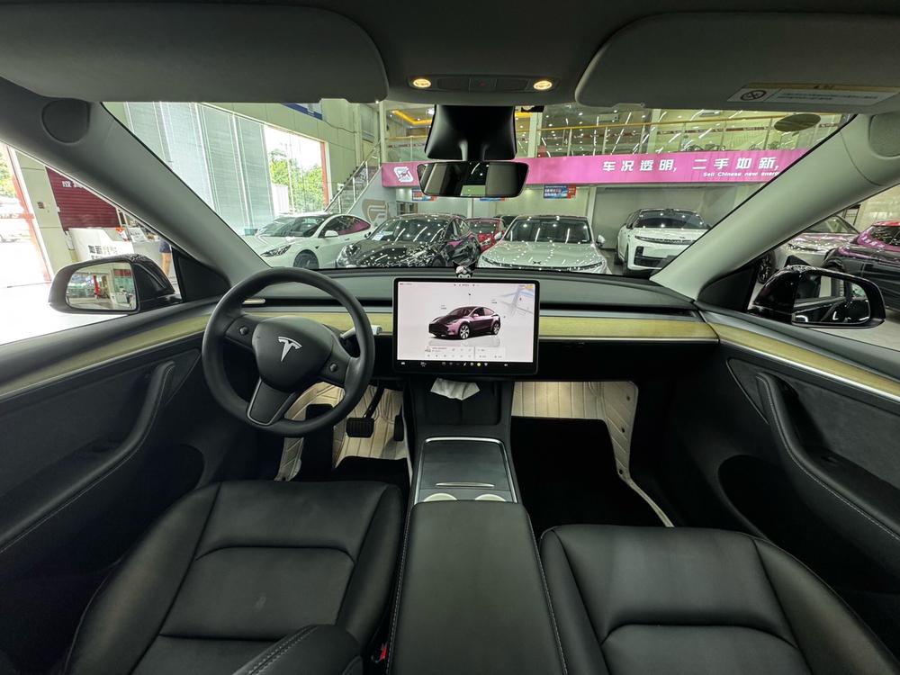Tesla Model Y 2022 #11 Tesla Model Y 2022 car image #11
