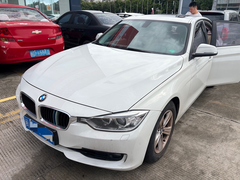 BMW 3 Series 2014 car image 
