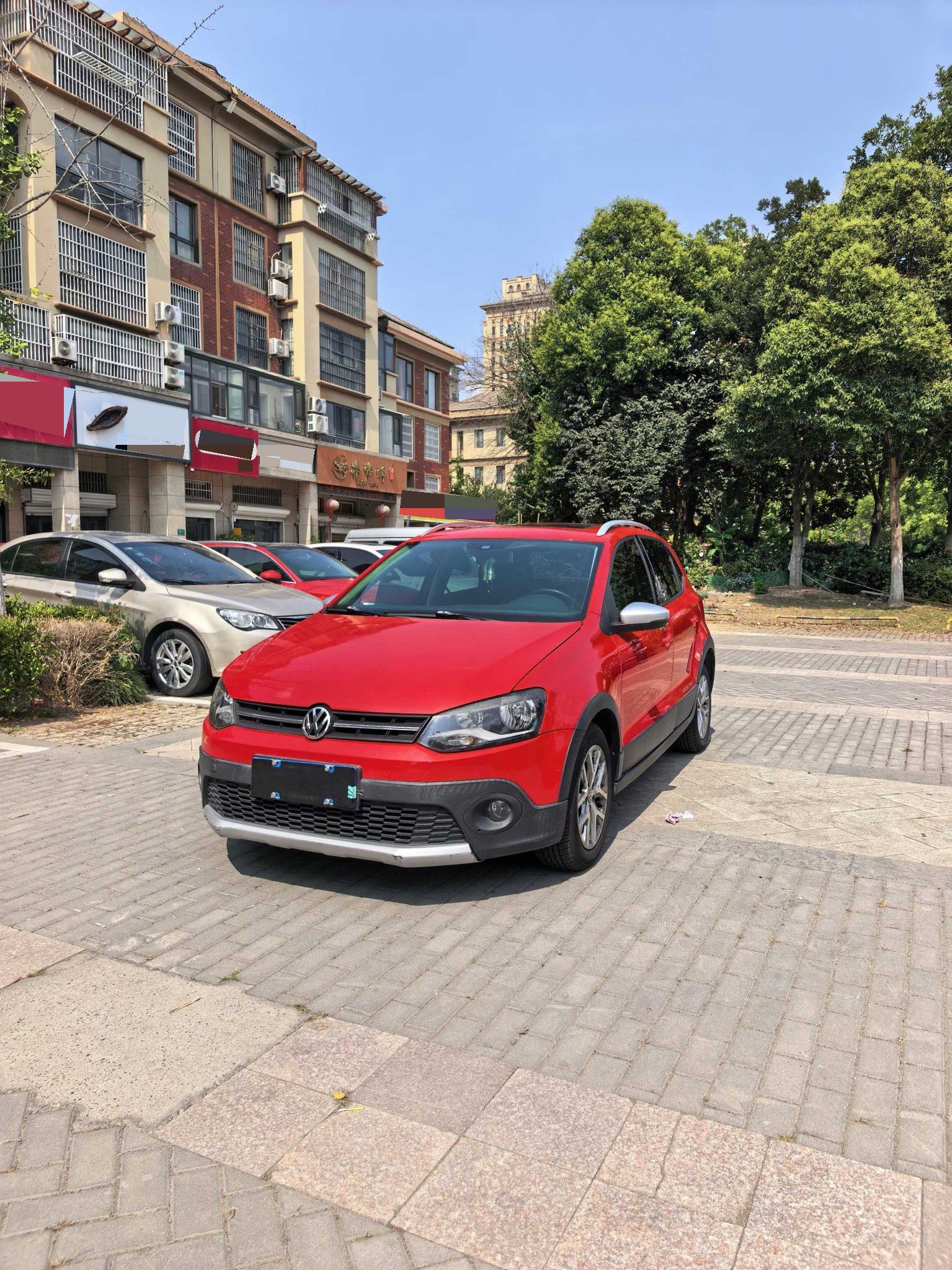 Volkswagen Polo 2016 car image 