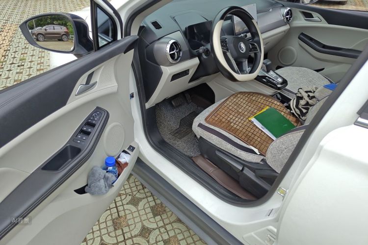 BYD Yuan Pro 2022 car image #18
