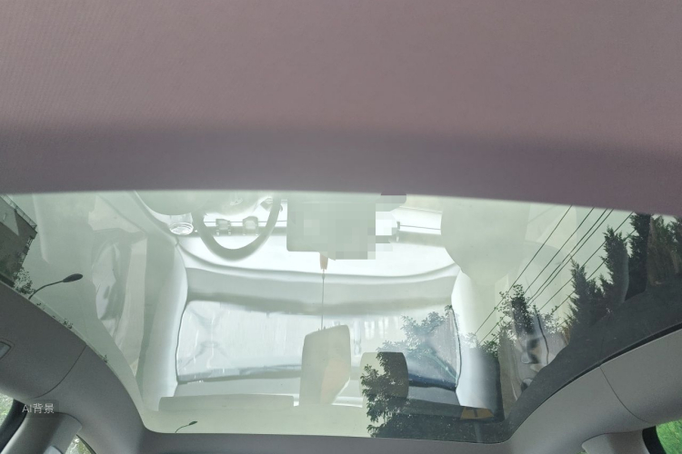 Tesla Model Y 2023 car image #20