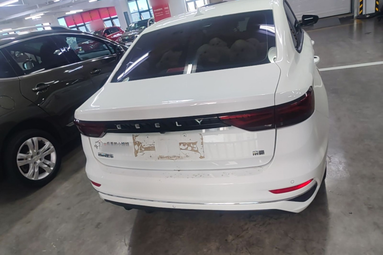 GEELY Emgrand 2022 car image #6