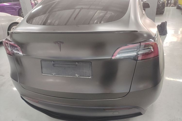 Tesla Model Y 2022 car image #4